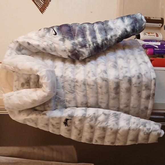 Insulated,Nike Stussy, Women's Blue and White Puffer Pull Over Jacket Sz.L - Picture 3 of 15